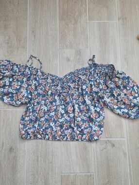 Sienna Sky Blue Floral Off-Shoulder Crop Top
